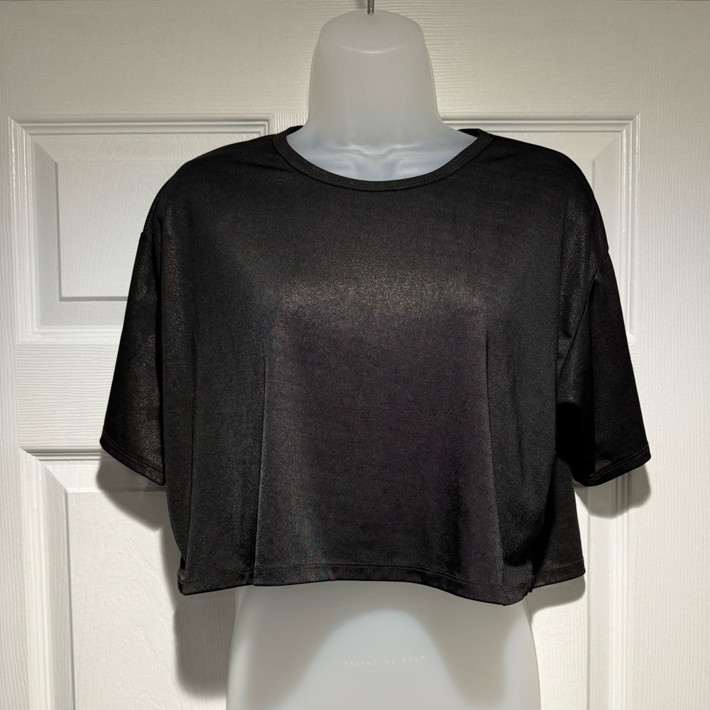 Forever 21 Black Shimmery Crop Top (Size M)
